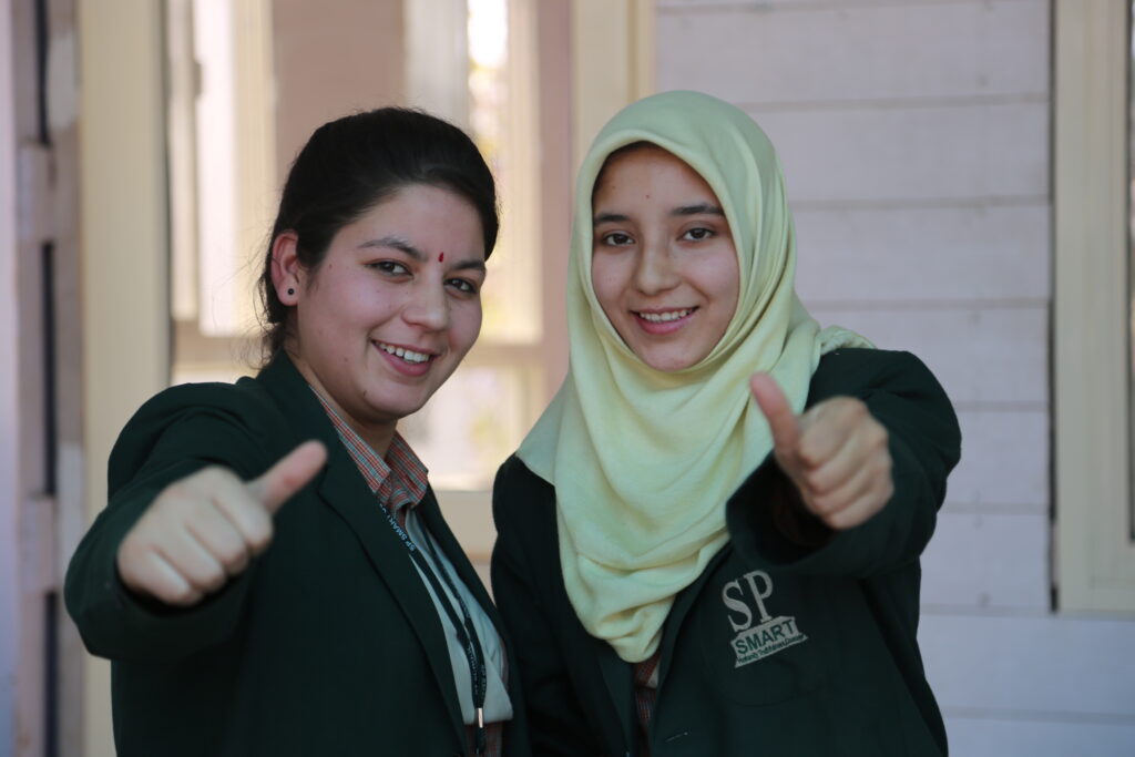 SP smart school student